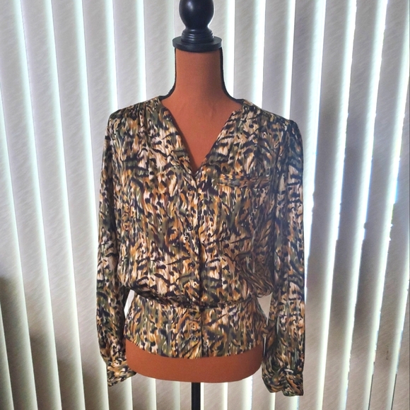 Nicola Camouflage Animal print silky blouse - Picture 1 of 8